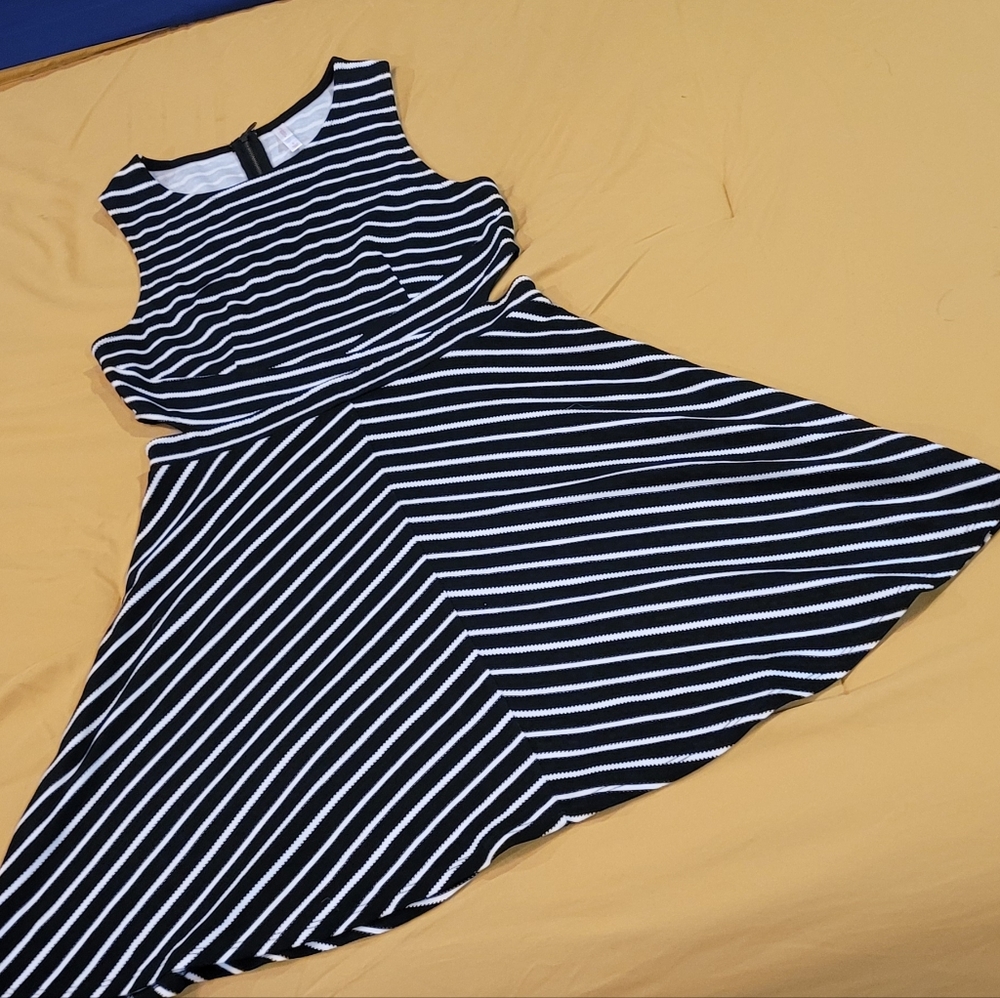 Xhilaration party dress